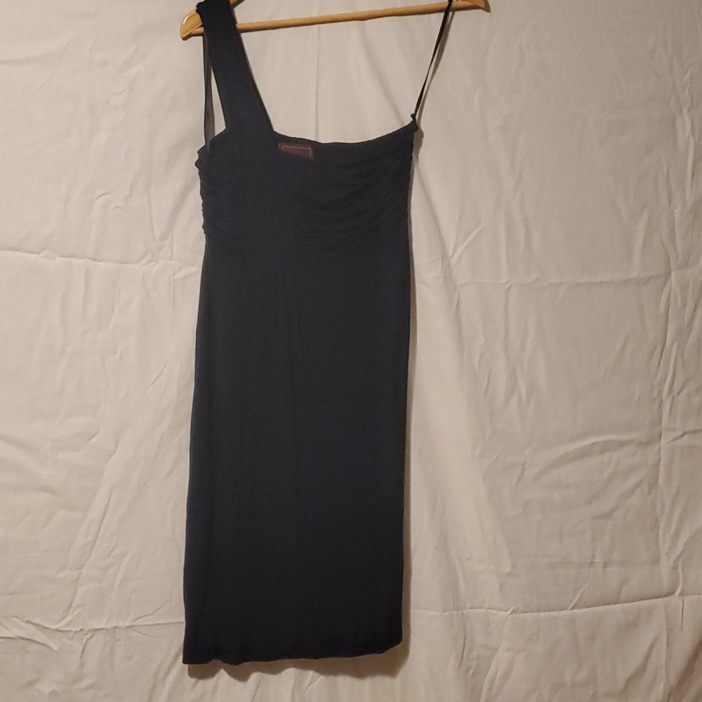 One shoulder dress